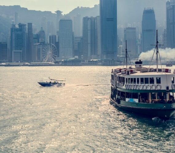 Dubai Marina cruise.